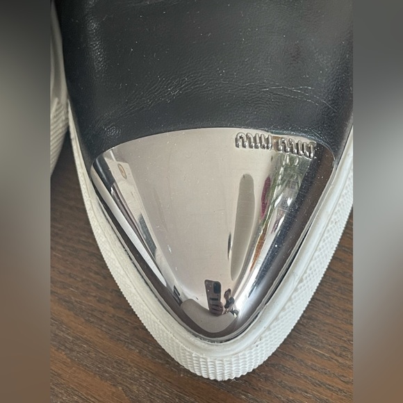 Miu Miu
Metal-Toe Leather Skate Shoes 40.5 - Picture 9 of 11